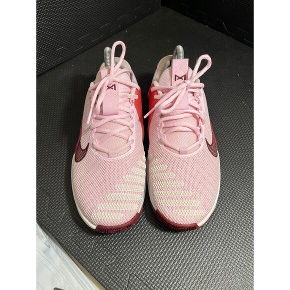 Womens Nike Metcon Sz 9 Training Cross Fit Shoes Pink Foam/Red DZ2537 601 - Picture 2 of 8